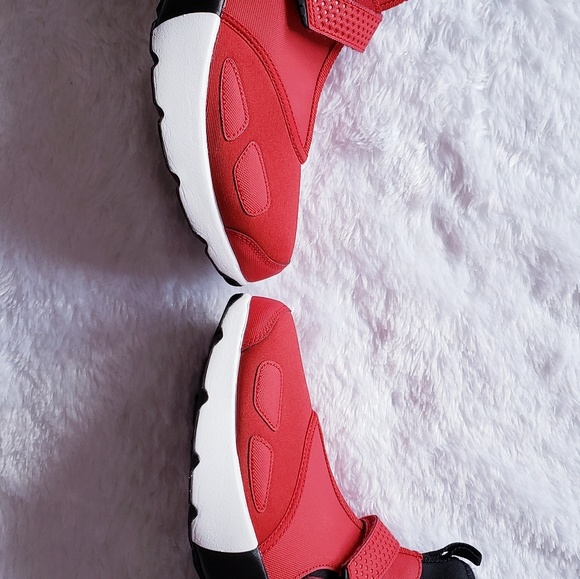 Brand NewJORDAN MEN TRUNNER LX HIGH RED / GYM RED - Picture 2 of 8